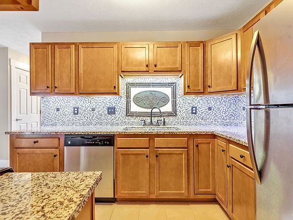 4th image of 1220 Landrush Way