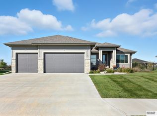 12118 S 205th St, Gretna, NE 68028