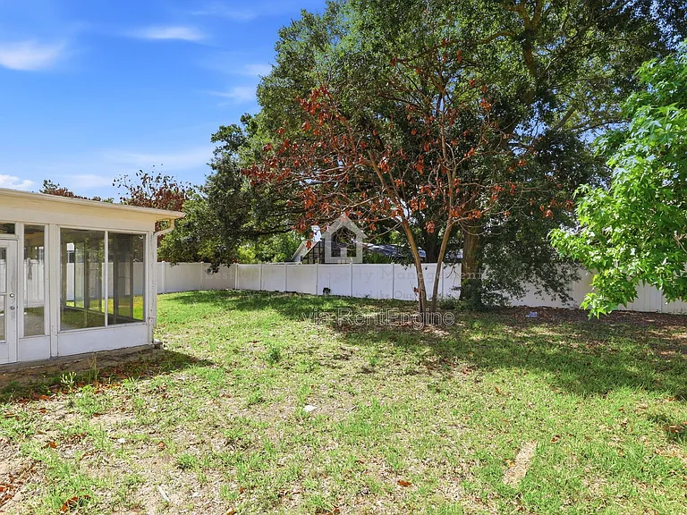 6018 Brookhill Cir — Photo 40