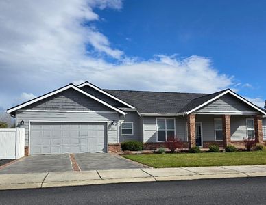 3832 SW Tommy Armour Ln, Redmond, OR, 97756