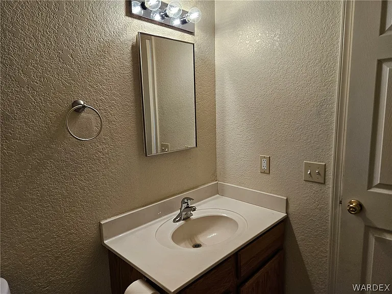 813 Gemstone Ave #3 — Photo 19