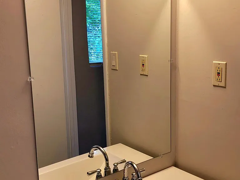 2915 Lajean Dr — Photo 23