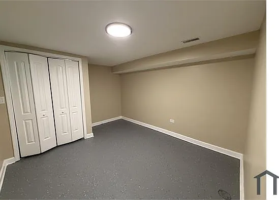 12479 S Wabash Ave — Photo 15