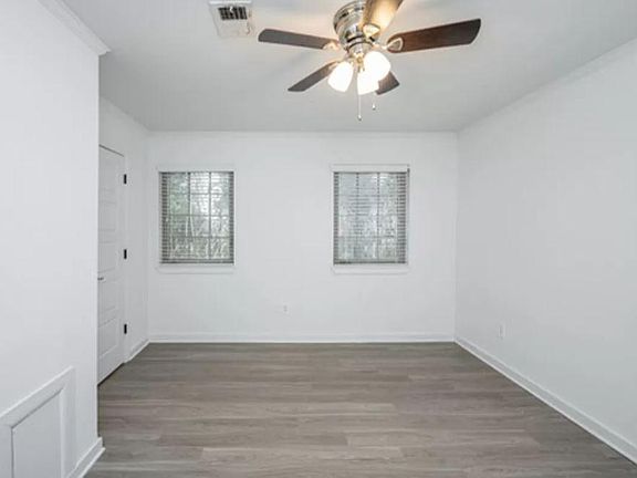 5th image of 685-691 Idlewild Cir #691-J