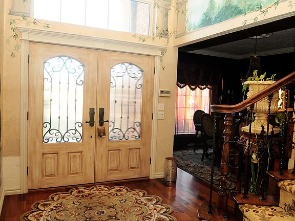 2nd image of 2313 Tuttington Cir