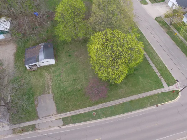 210 W River St, Otsego, MI 49078