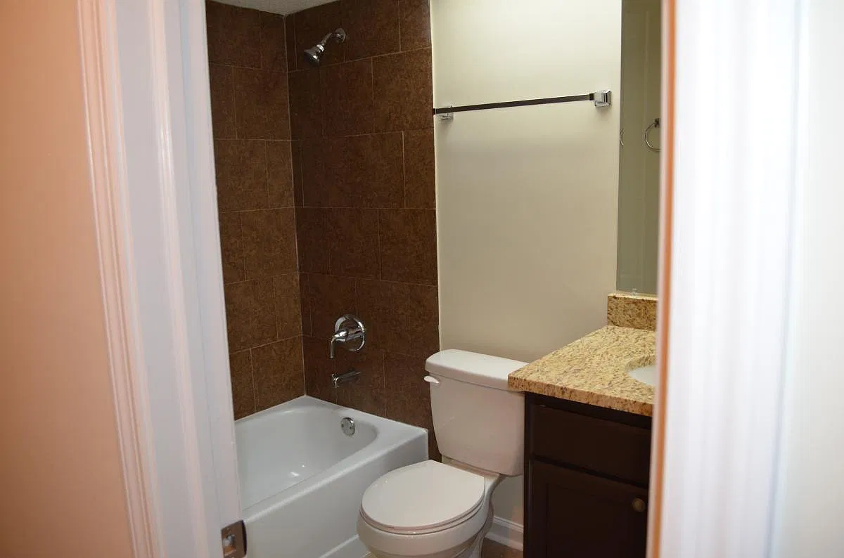 3646 Lumberjack Circle N — Photo 4
