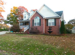 11 Dianna Dr, Rogersville, AL 35652