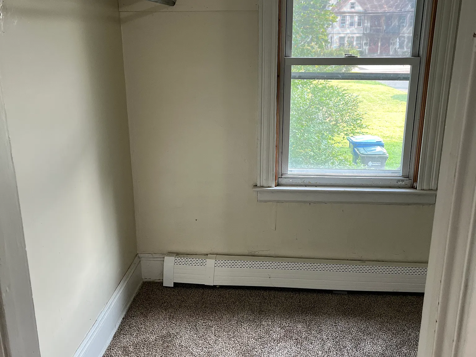 156 Oak St — Photo 3