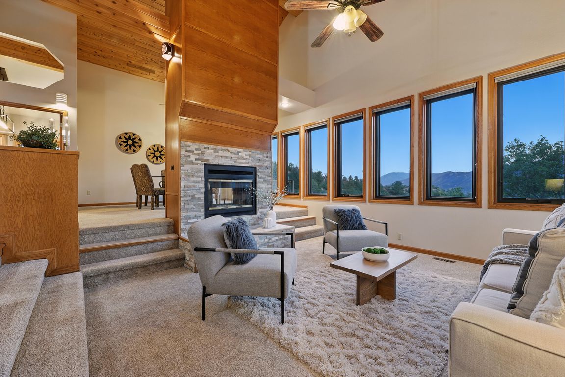 next background image