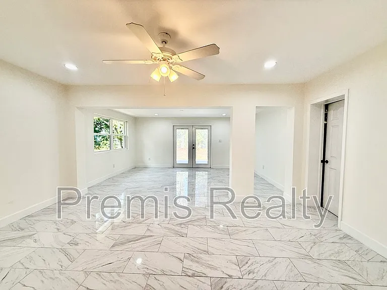 2014 Pinehurst Dr — Photo 7
