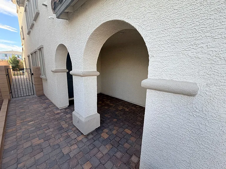 10025 Desert Bighorn Ct — Photo 15