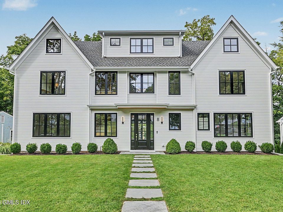 1st image of 8 Somerset Ln