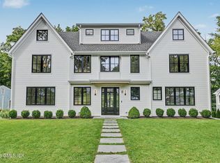 8 Somerset Ln, Greenwich, CT 06831