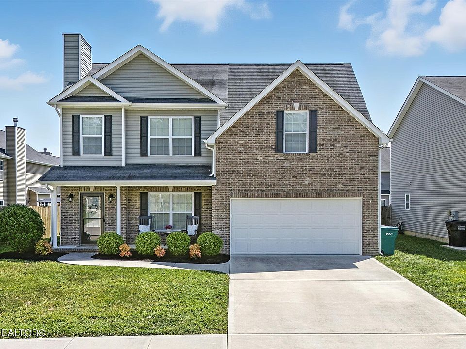 1st image of 7427 Lucky Clover Ln
