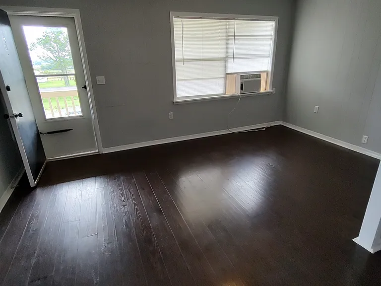 67685 Main St #5 — Photo 6