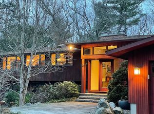 59 Sedgemeadow Rd, Wayland, MA 01778