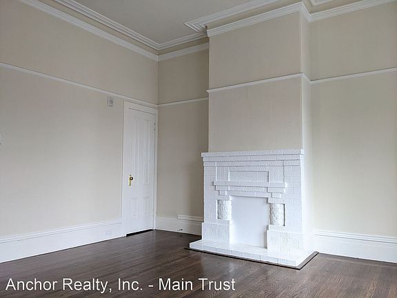 4th image of 1031-1039 Scott St #1035B