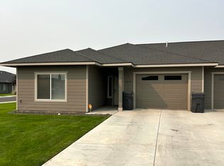 6414 Ember Ln, Pasco, WA 99301