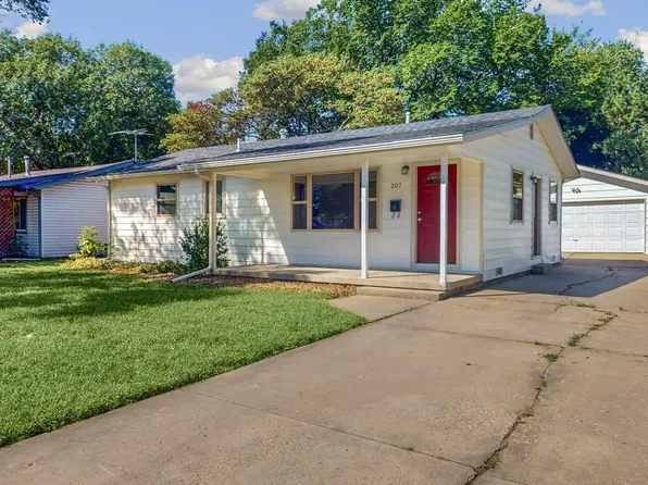207 N Dexter Ave, Valley Center, KS 67147