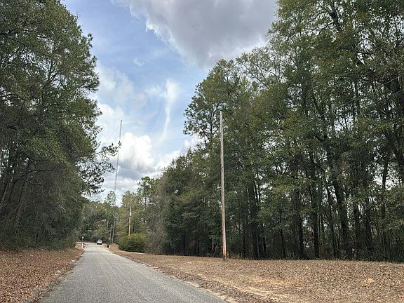 4th image of 3761 Sherbrook Rd