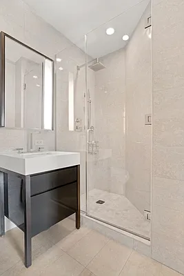 Rented by Compass | media 25