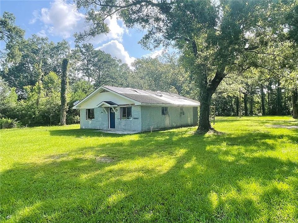 1st image of 42660 Mike Cooper Rd