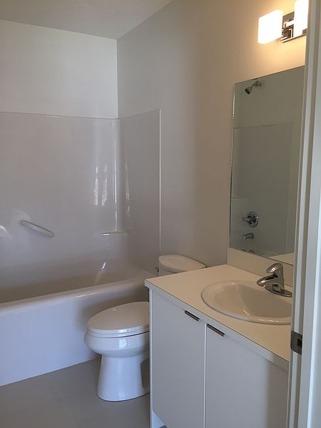 Spruce Grove Apartment for rent - 0 Bedrooms — photo 11