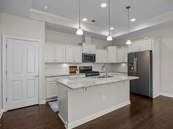 201 Kipling Ln, Chapel Hill, NC 27516