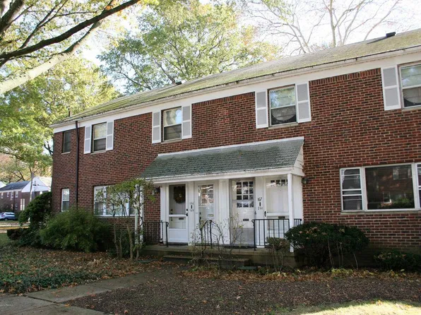 166 Manor Dr, Red Bank, NJ 07701