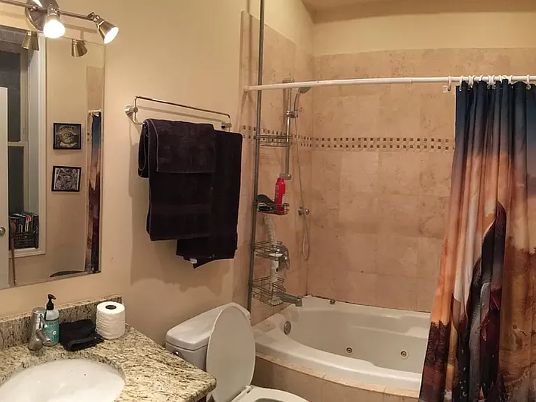1032 N Mozart St #1 — Photo 15