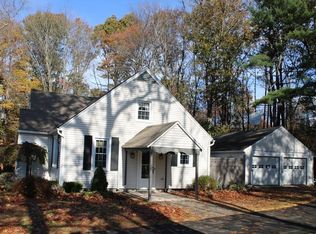 404 Long Plain Rd, South Deerfield, MA 01373