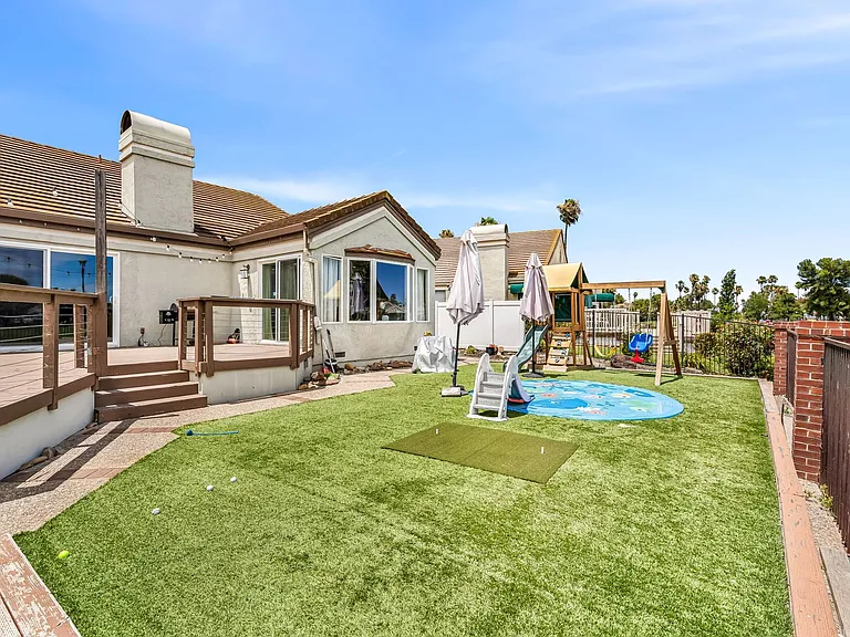 5331 Emerald Ct — Photo 36