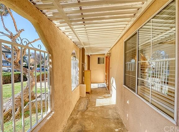 4th image of 807 Los Olivos Dr