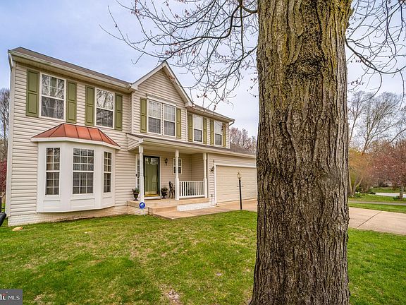2nd image of 4752 Pearson Dr