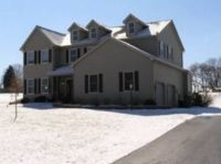 4 Centre Dr, Conestoga, PA 17516