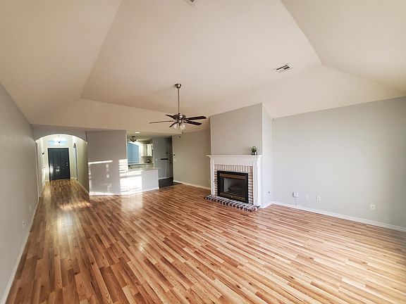 2nd image of 26515 Belvedere Dr