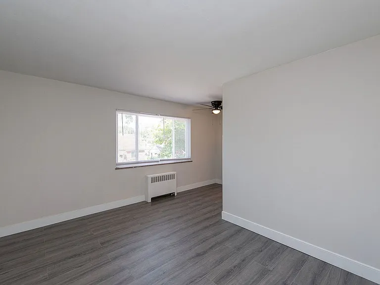 Pax- Paxton Woods 4173 — Photo 11