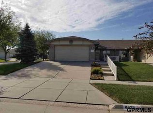 8435 Talon Ct, Lincoln, NE 68505