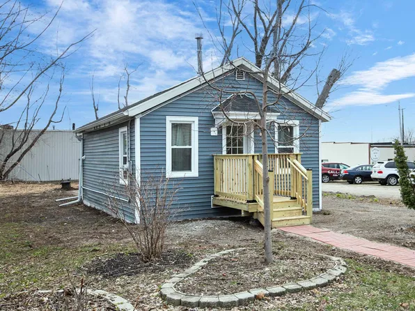 1806 Ashland St, Oshkosh, WI 54901