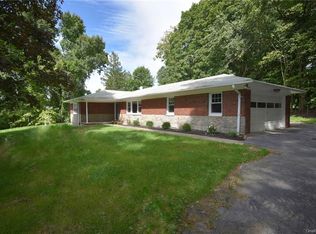 1 Richard Somers Rd, Granite Springs, NY 10527