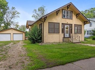 620 Prior St, Stewart, MN 55385