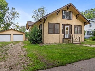 620 Prior St, Stewart, MN, 55385
