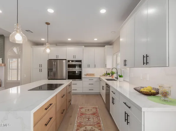 2219 E BEACHCOMBER Drive, Gilbert, AZ 85234