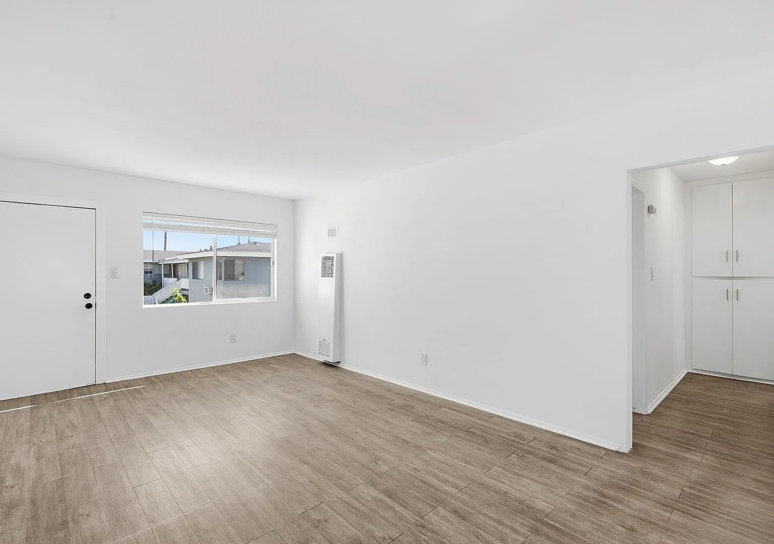 7100 Fulton Ave — Photo 1