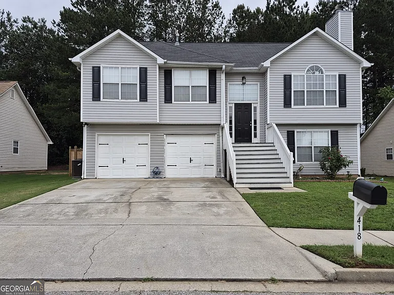 418 Summer Hill Cir — Photo 1