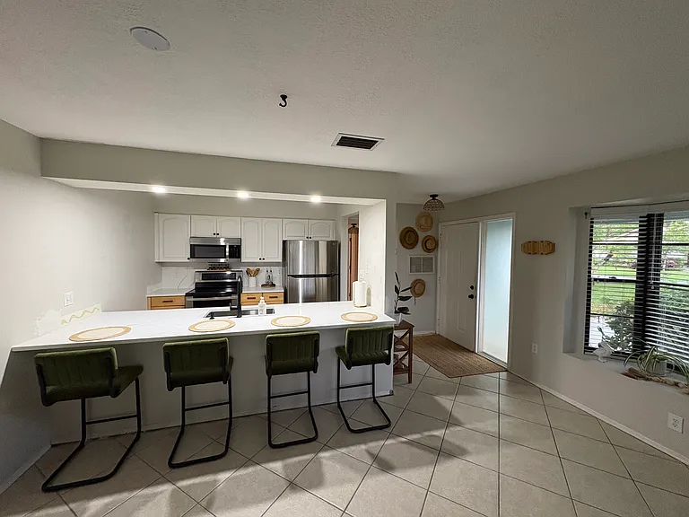 600 Carriage House Ln #101 — Photo 9