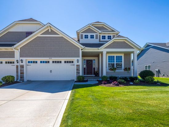 9195 Green Meadow Dr, Cedar Lake, IN 46303