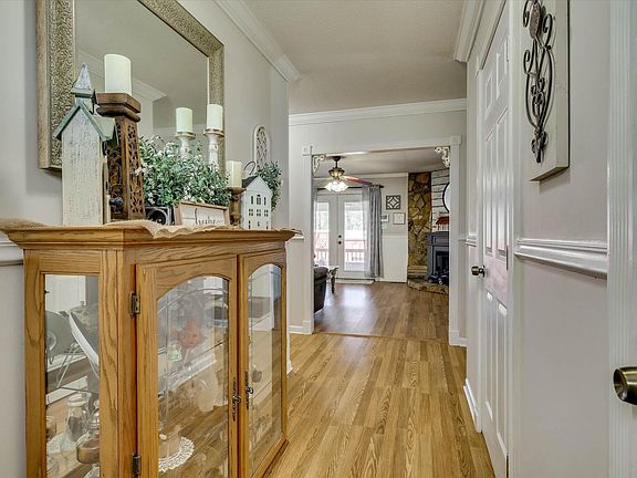 5th image of 4327 Iron Hill Road