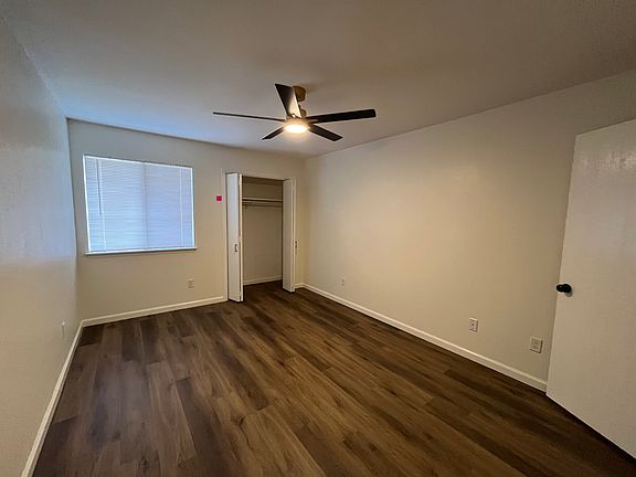 3rd image of 1420 W Braker Ln Unit B